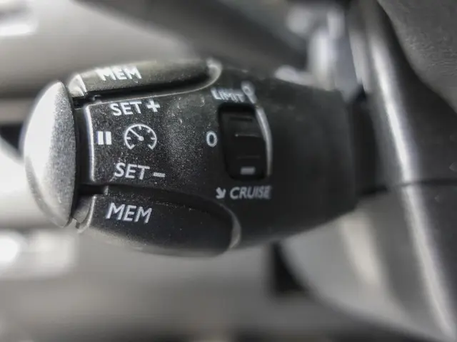 Opel Vivaro L2H1 Edition 145PK Automaat 2023 Diesel 22