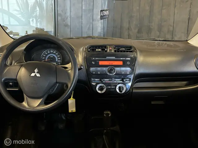 Mitsubishi Space Star 1.0 Entry 2015 Benzine 4