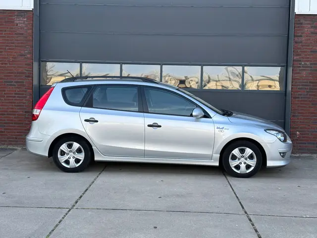 Hyundai i30 CW 1.4i i-Drive Cool 2012 Benzine 6