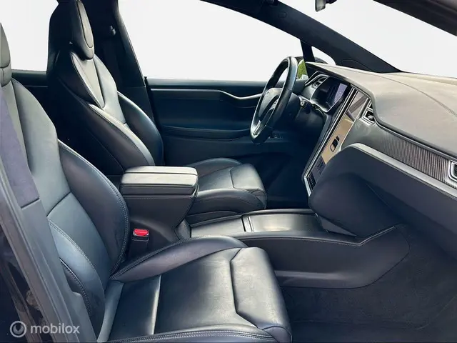Tesla Model X 100D 6-pers. 2017 Elektrisch 10