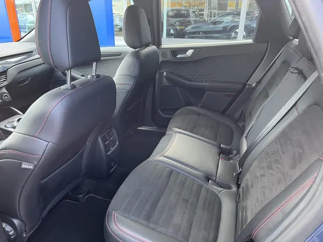 Ford Kuga 2.5 PHEV ST-Line X 2020 Hybride Benzine 25