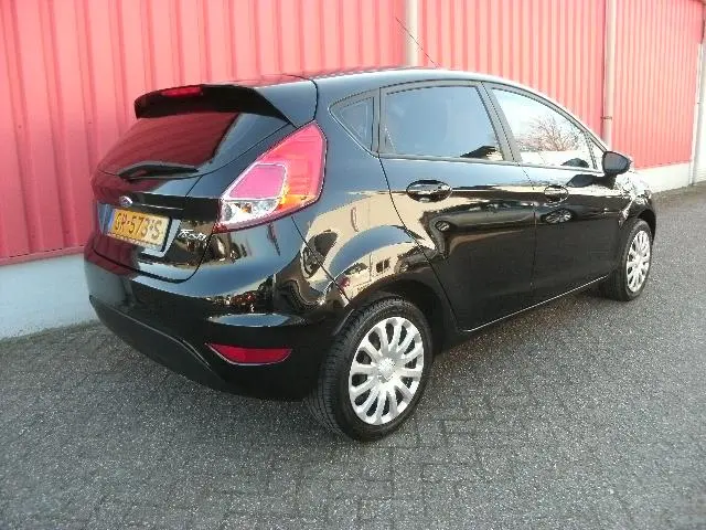 Ford Fiesta 1.0 Style / Airco / Navi 2015 Benzine 8