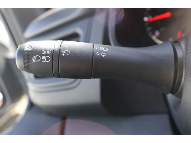 Renault Trafic 2.0 dCi 150pk L2 H1 Automaat 2022 Diesel 32