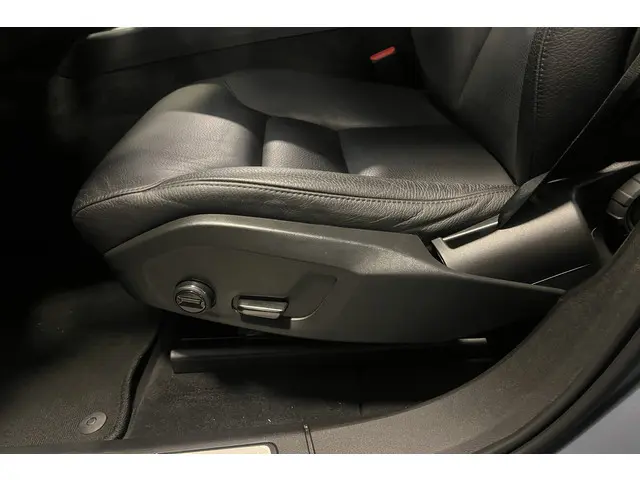 Volvo XC60 T5 Momentum Business 2019 Benzine 16