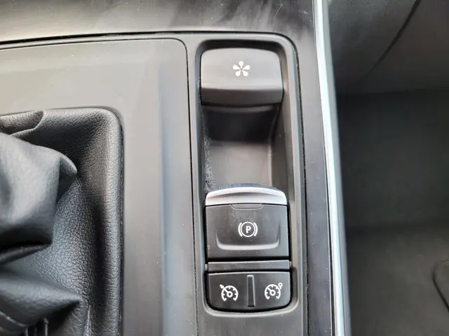 Renault Grand Scénic 1.3 TCe 140 Intens 7p. 2019 Benzine 35