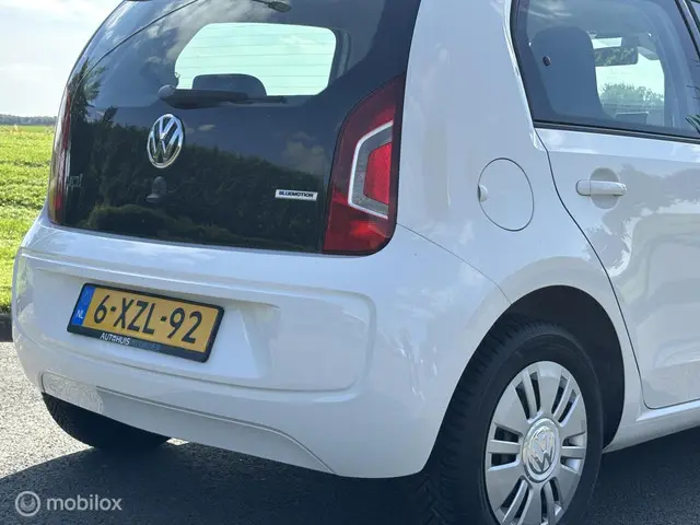 Volkswagen up! 1.0 | Navigatie | perfecte staat ! | 2014 Benzine 5