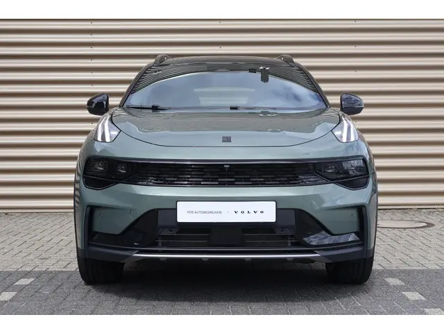 Lynk & Co 01 1.5 More 2025 Hybride Benzine 7