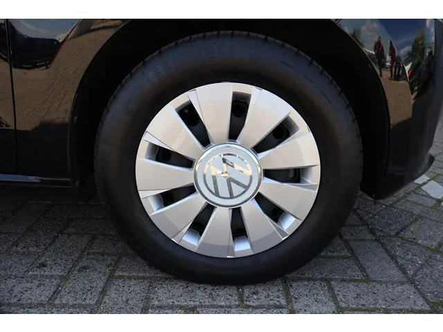 Volkswagen up! 1.0 2021 Benzine 16