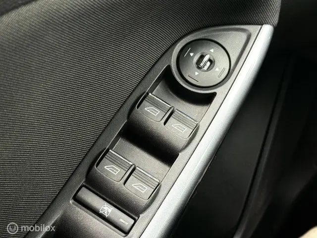 Ford Focus Wagon 1.6 EcoBoost Titanium 2012 Benzine 17