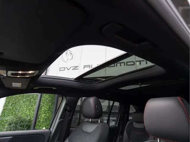 Mercedes-Benz EQB 250 AMG Line 67 kWh 2022 Elektrisch 19