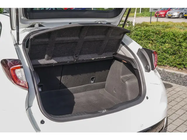 Honda Civic 1.8i VTEC ELEGANCE - SPORT 2016 Benzine 34