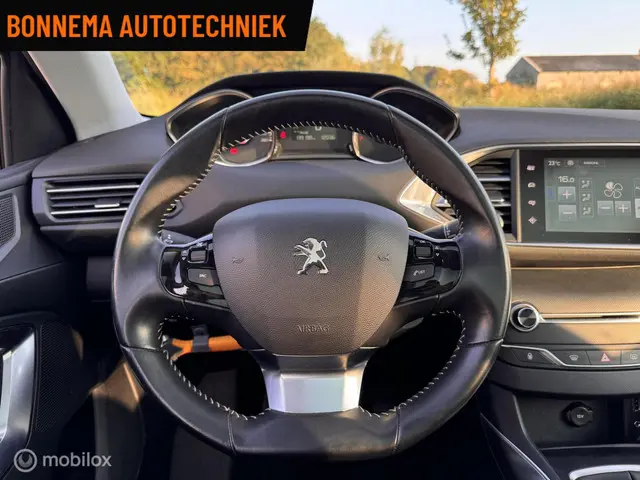 Peugeot 308 SW 1.2 PureTech Allure 2016 Benzine 10