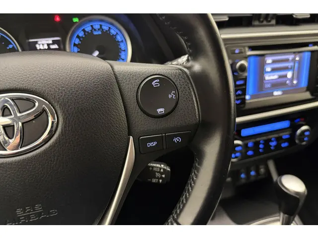 Toyota Auris 1.6 Dynamic 2014 Benzine 27