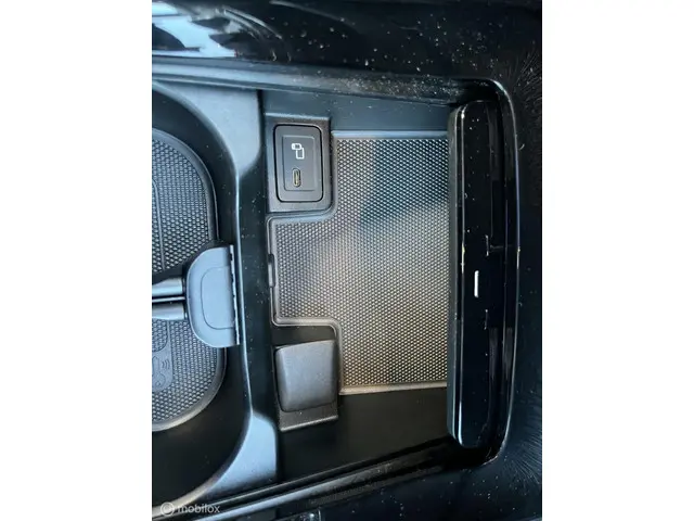 Mercedes-Benz B-Klasse 180 Premium Plus 2020 Benzine 18
