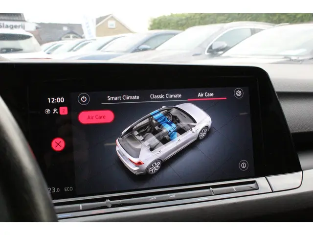 Volkswagen Golf 1.4 eHybrid Style 2024 Hybride Benzine 31