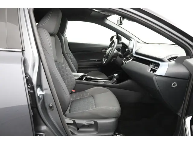 Toyota C-HR 2.0 Hybrid Dynamic 2021 Hybride Benzine 22