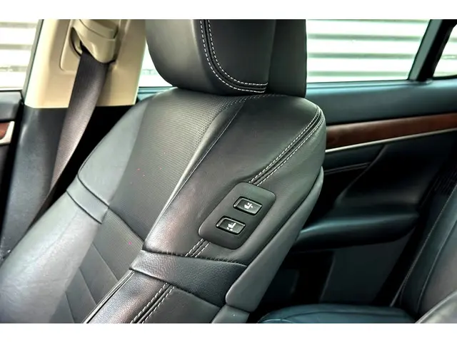 Lexus GS 450h President Line 2016 Hybride Benzine 43