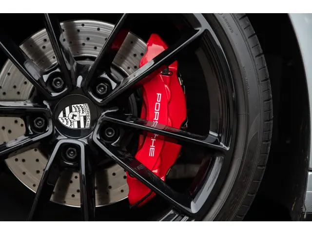 Porsche 911 3.0 Carrera 4S 2021 Benzine 48