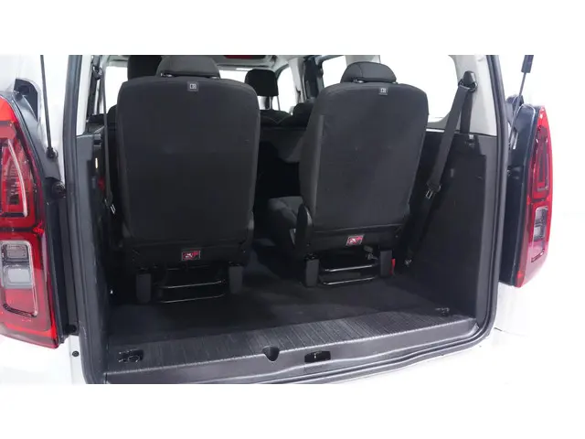 Opel Combo Tour 1.2 Turbo L2H1 Edition 7p. 2020 Benzine 19