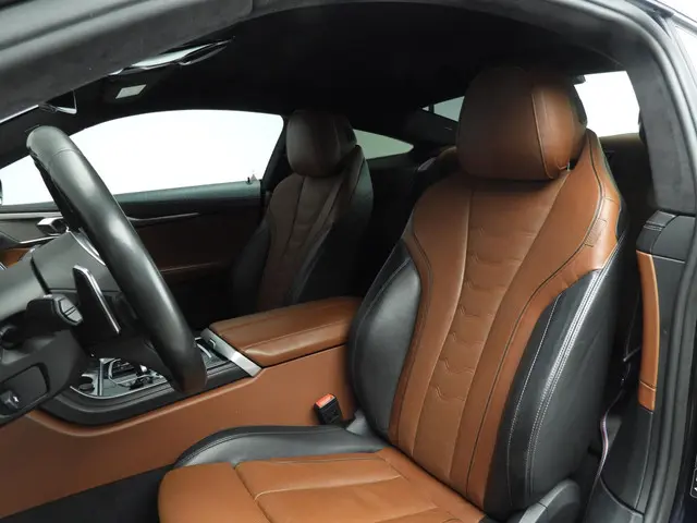 BMW 8 Serie M850i xDrive 2020 Benzine 7