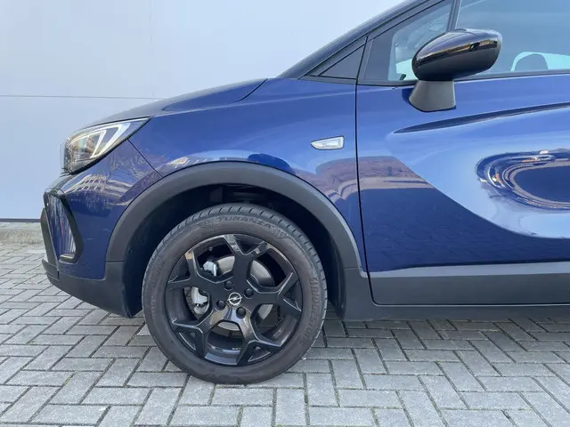 Opel Crossland 1.2 Turbo Level 4 2023 Benzine 24
