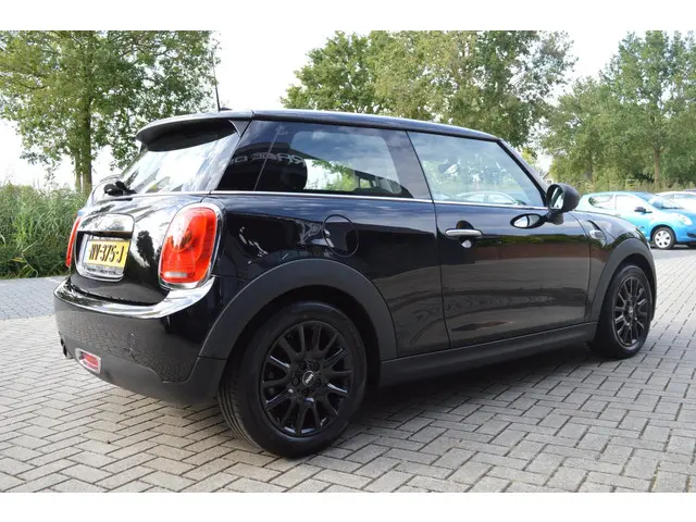 MINI One Mini 1.2 Business 2017 Benzine 6