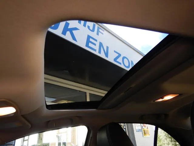 Suzuki Kizashi 2.4 Sport 2013 Benzine 19