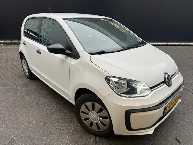 Volkswagen up! 1.0 BMT move up! 2018 Benzine 16