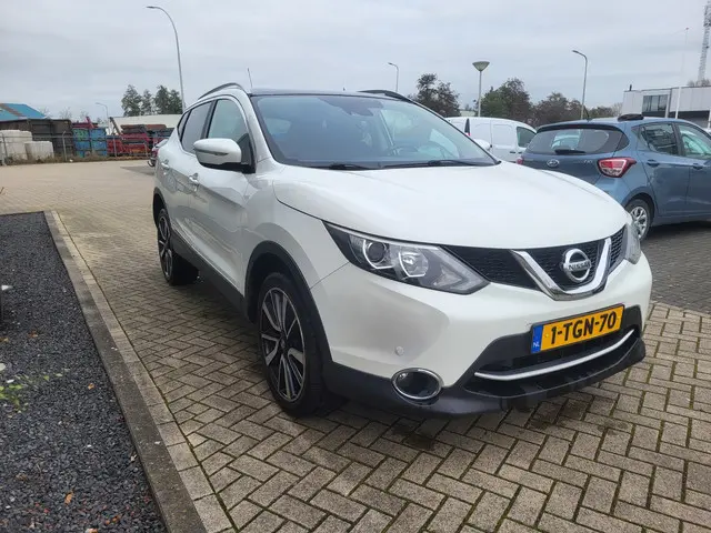 Nissan QASHQAI 1.2 Connect Edition 2014 Benzine 4