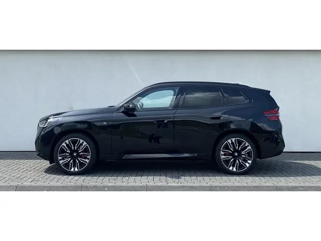 BMW X3 30e xDrive 2025 Hybride Benzine 21