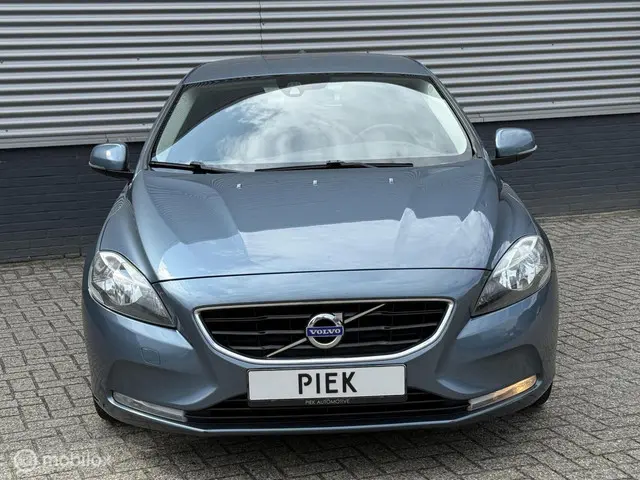 Volvo V40 1.6 D2 Summum EXPORTPRIJS 2013 Diesel 3