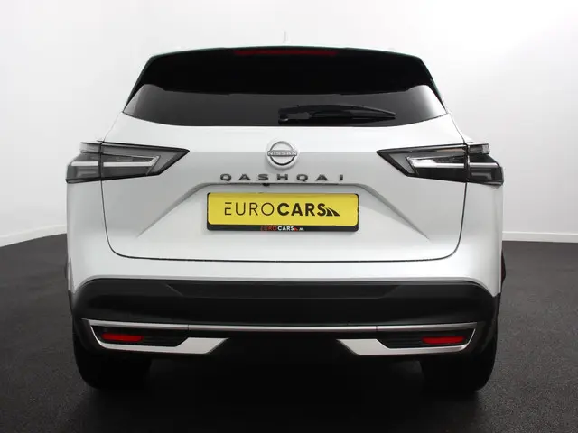 Nissan QASHQAI 1.3 MHEV Automaat N-Connecta 2025 Benzine 6