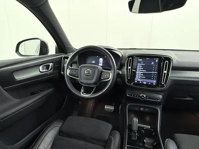 Volvo XC40 Recharge P8 AWD R-Design 2020 Elektrisch 25