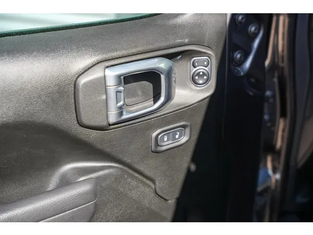 Jeep Gladiator sport 3.6 V6 2024 Benzine 14