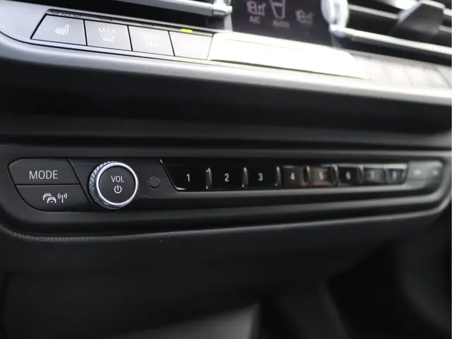 BMW 2 Serie Gran Coupé 218i High Executive 2020 Benzine 58