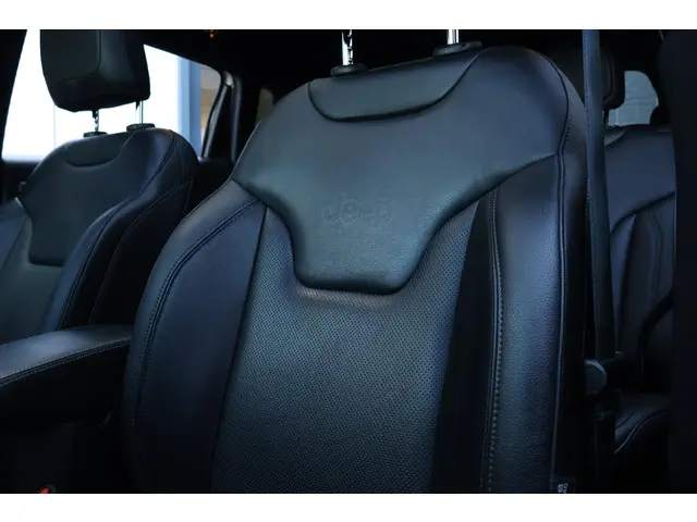 Jeep Compass 1.3T S 2021 Benzine 12