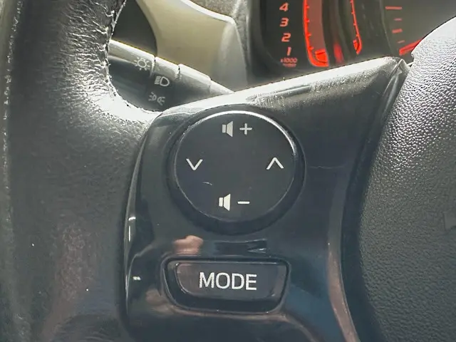 Peugeot 108 1.0 e-VTi Allure 2014 Benzine 16