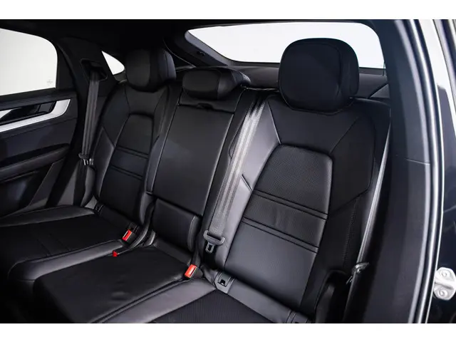 Porsche Cayenne Coupé 4.0 S 2023 Benzine 21