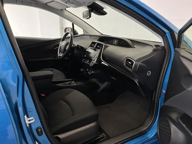 Toyota Prius 1.8 Dynamic 2019 Hybride Benzine 15
