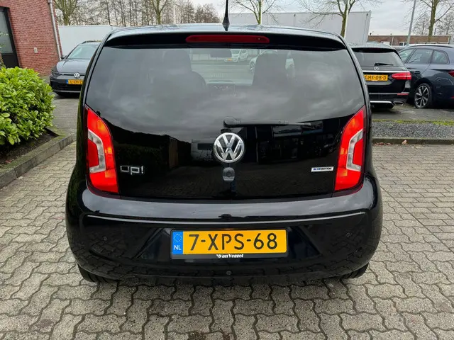 Volkswagen up! 1.0 sport up! 2014 Benzine 13