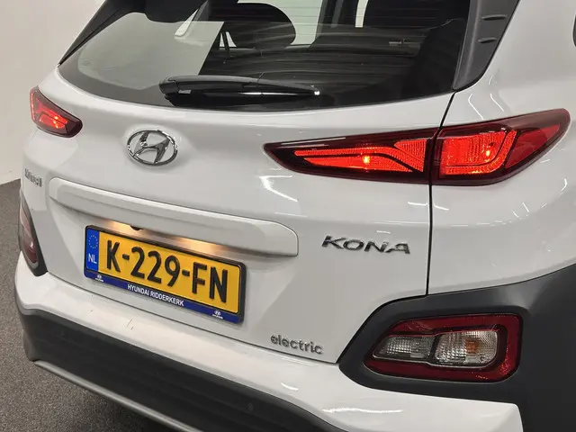Hyundai Kona EV Comfort 64 kWh 2020 Elektrisch 24