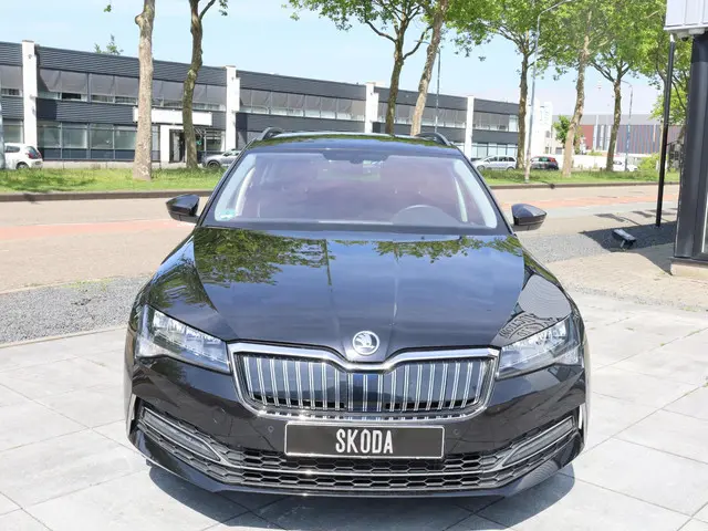 Škoda Superb Combi iV 1.4 TSI PHEV 2020 Hybride Benzine 21