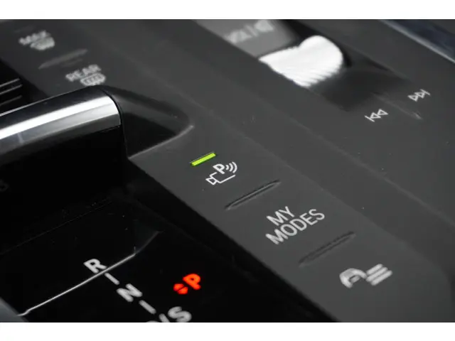 BMW 1 Serie 5-deurs 120 2025 Benzine 16