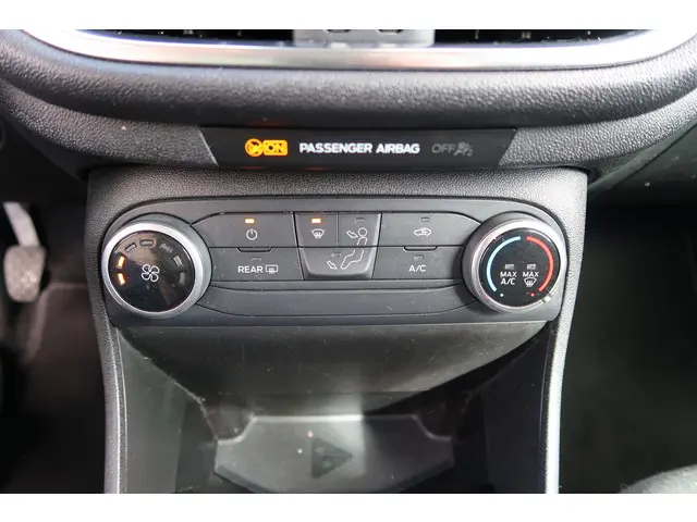 Ford Fiesta 1.1 Trend 2019 Benzine 19