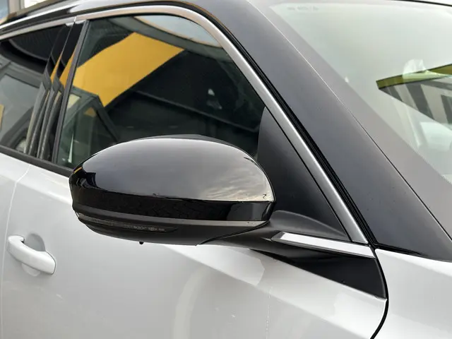 Renault 4 comfort range iconic 52 kWh 2025 Elektrisch 12