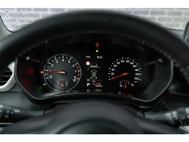 Suzuki Swift Smart Hybrid 1.2 Select 2025 Benzine 16