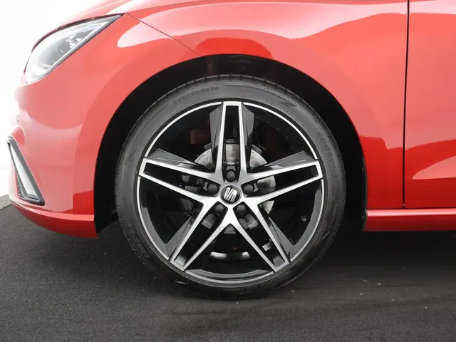 SEAT Ibiza 1.0 TSI 95PK FR Business Intense 2020 Benzine 34