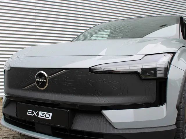 Volvo EX30 Cross Country Twin Engine 2025 Elektrisch 9