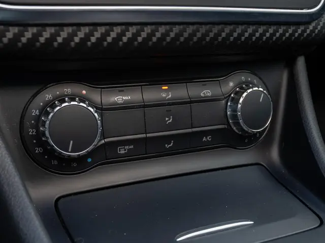 Mercedes-Benz A-Klasse 250 Sport 2014 Benzine 29