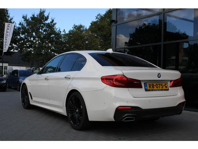 BMW 5 Serie 520d EDE High Executive 2017 Diesel 11